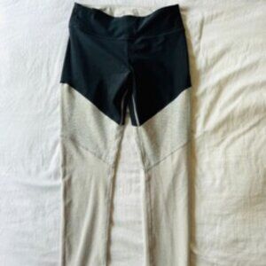 Black and White Outdoor Voices Leggings